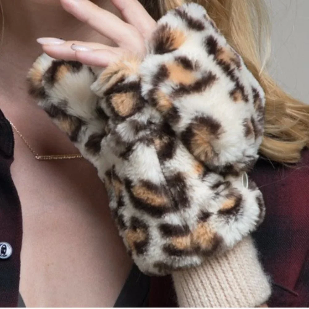 SOFT Pink Animal Print Pop Top Mittens - Picture 2 of 4